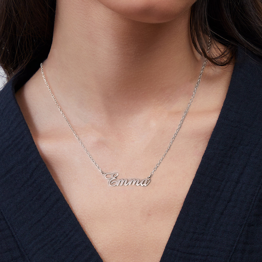 Collier avec nom en plume 