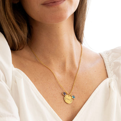 Collier pendentif pierre de naissance gravée avec feuilles