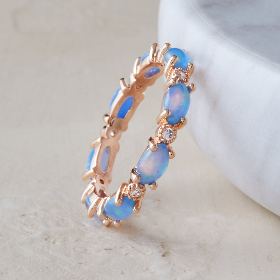 Bague d'éternité en opale de feu