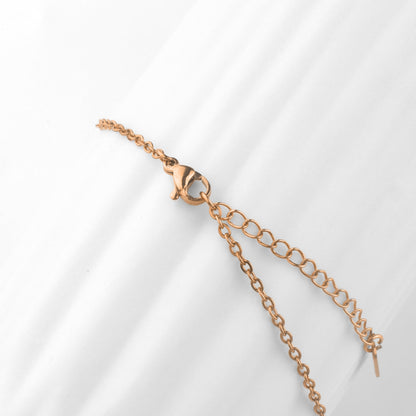 Collier avec nom en plume 