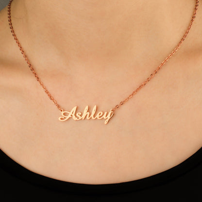 Collier avec nom en plume 