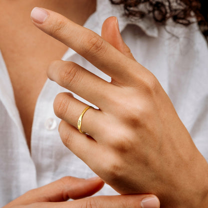 Bague empilable minimaliste Zodiac