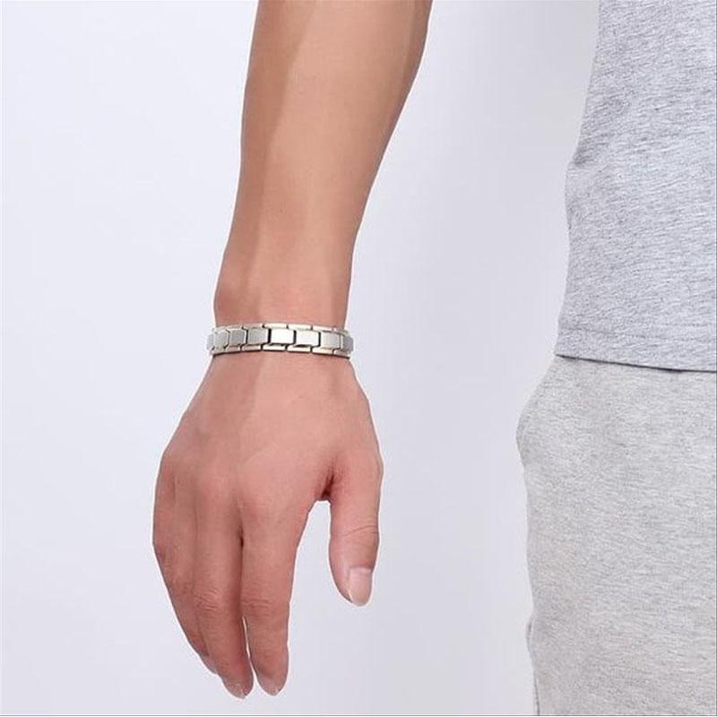 Magnettherapie-Armbänder - Schwarz, Silber, Gold