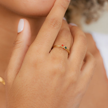 Bague minimaliste à empiler avec pierres de naissance | Bague sertie clos