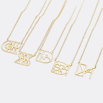 Collier minimaliste avec nom et monogramme