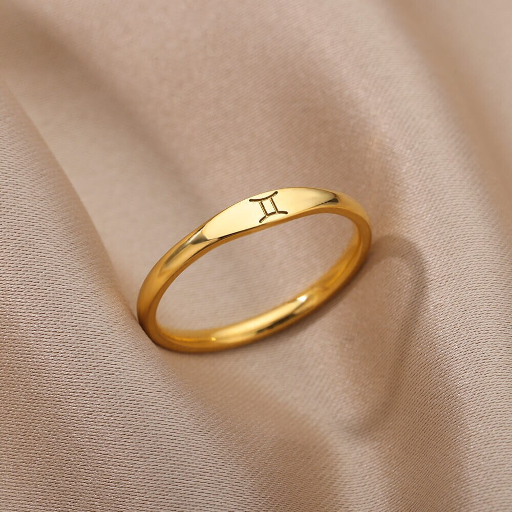 Bague empilable minimaliste Zodiac