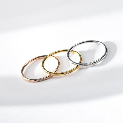Bague empilable en diamants délicats