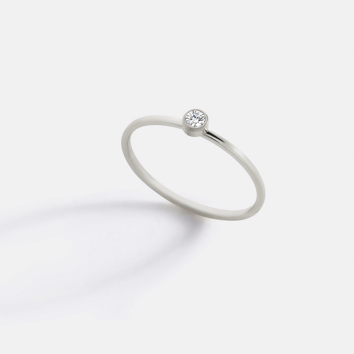 Bague minimaliste à empiler avec pierres de naissance | Bague sertie clos