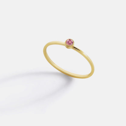 Bague minimaliste à empiler avec pierres de naissance | Bague sertie clos