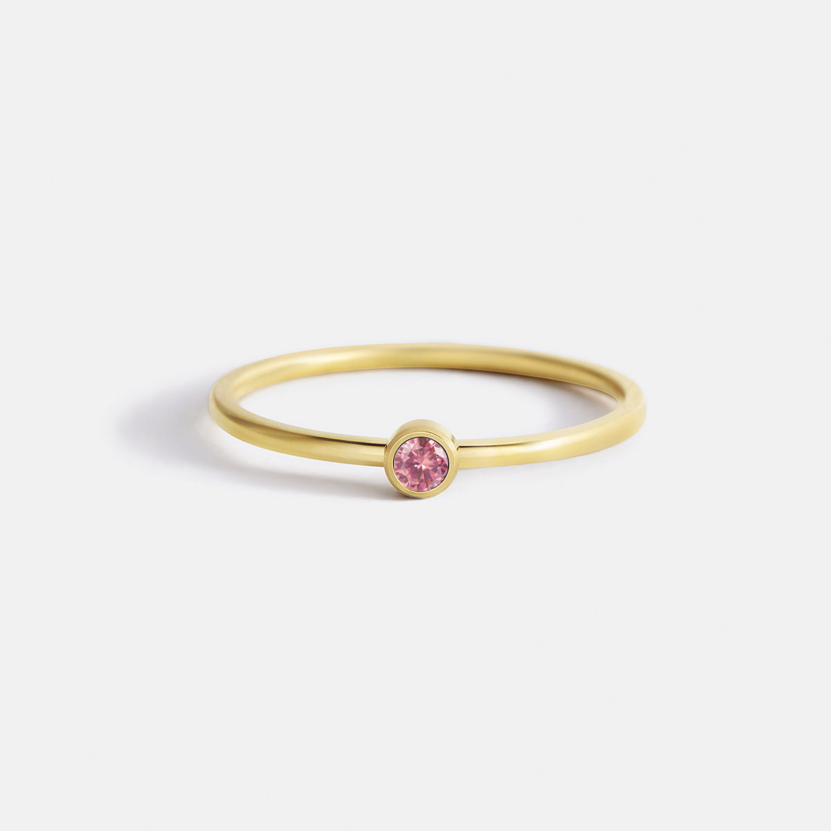 Bague minimaliste à empiler avec pierres de naissance | Bague sertie clos