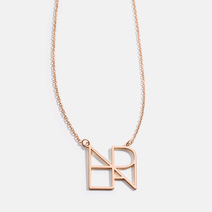 Collier minimaliste avec nom et monogramme