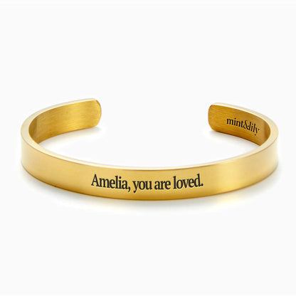 Passen Sie Ihr personalisierbares Armreifarmband an