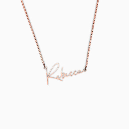 Collier avec nom moderne