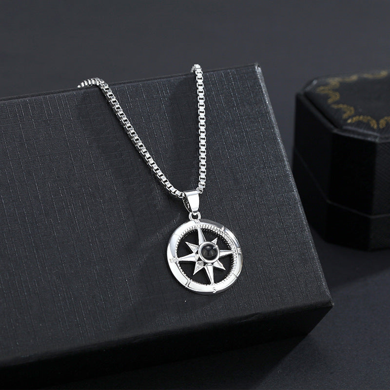Collier boussole d'amour avec photo cachée