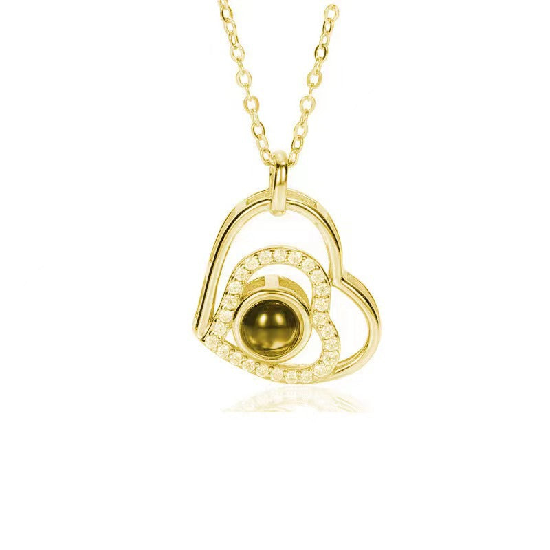 Collier photo personnalisé avec projection | Téléchargez votre photo cachée