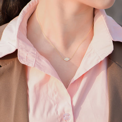 Collier contre le mal