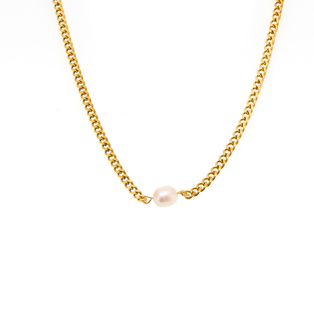 Collier de perles tendance