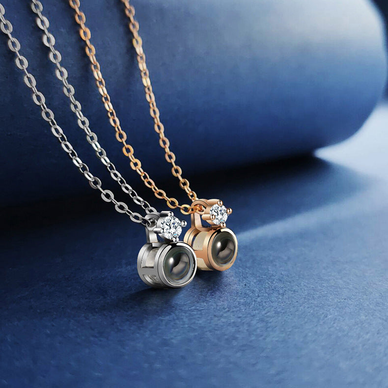 Funkelnde minimalistische Fotokette