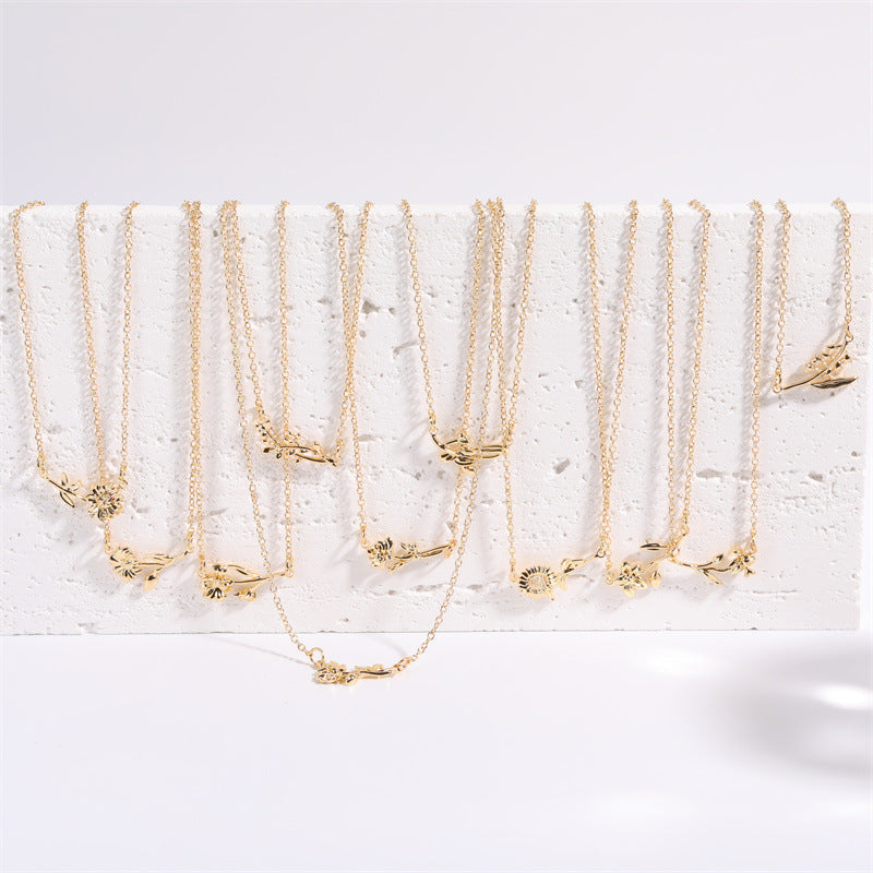Collier délicat avec fleur de naissance