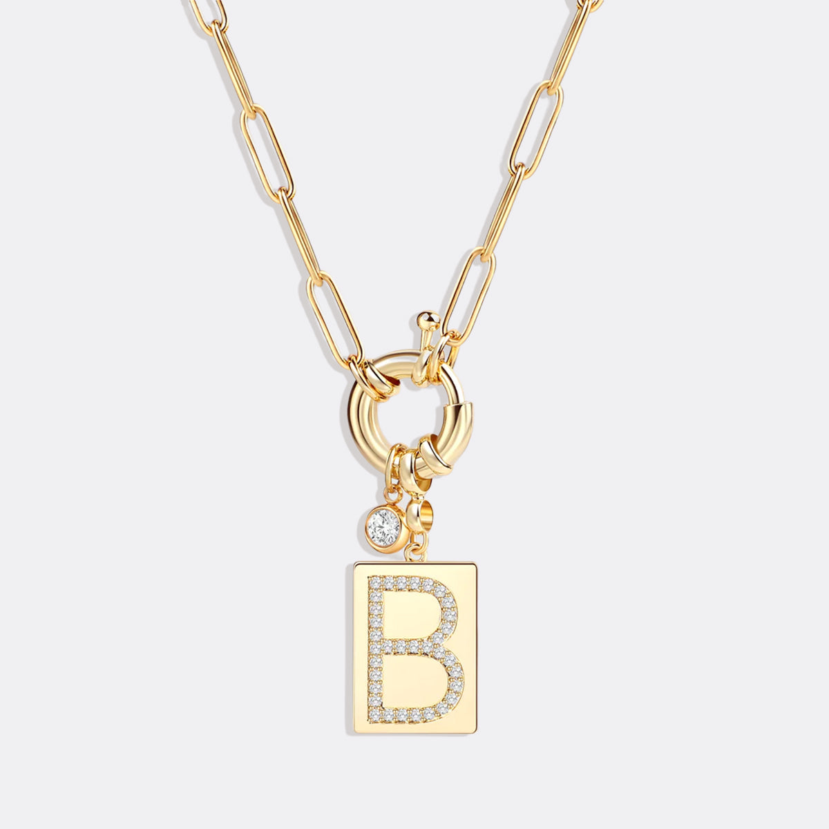 Collier pendentif initial pavé avec chaîne trombone