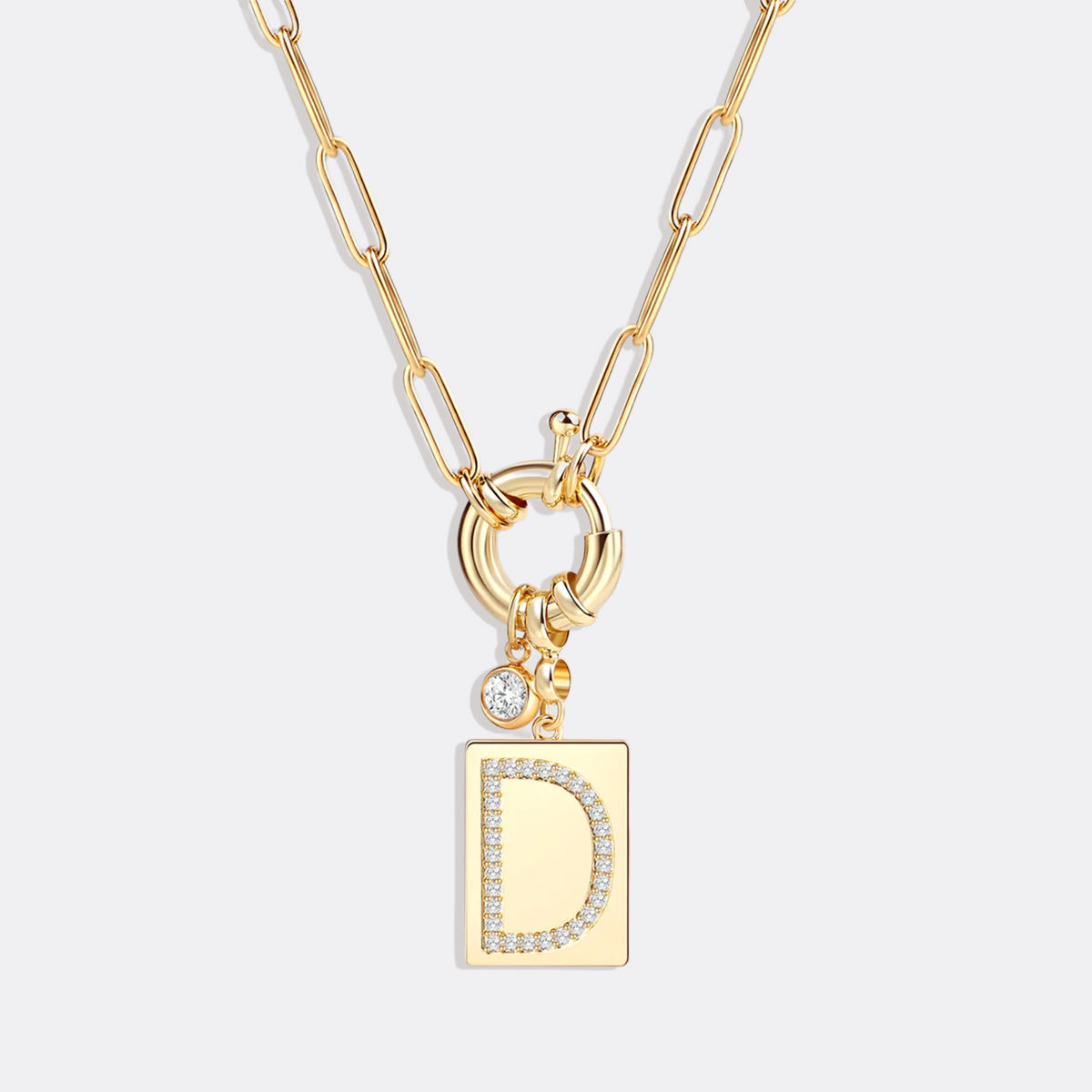 Collier pendentif initial pavé avec chaîne trombone