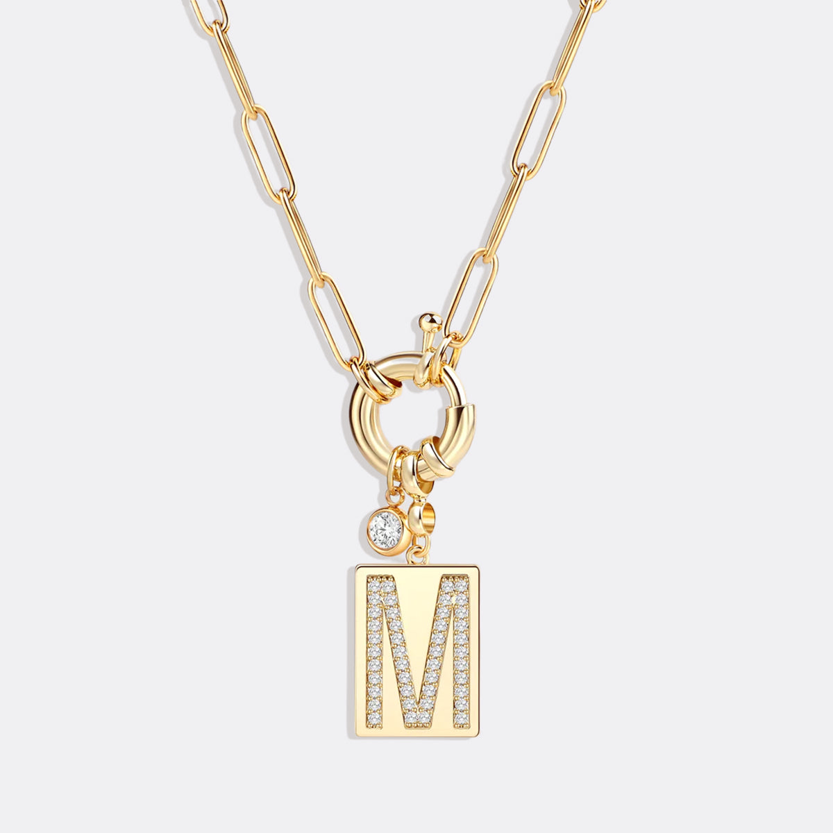 Collier pendentif initial pavé avec chaîne trombone
