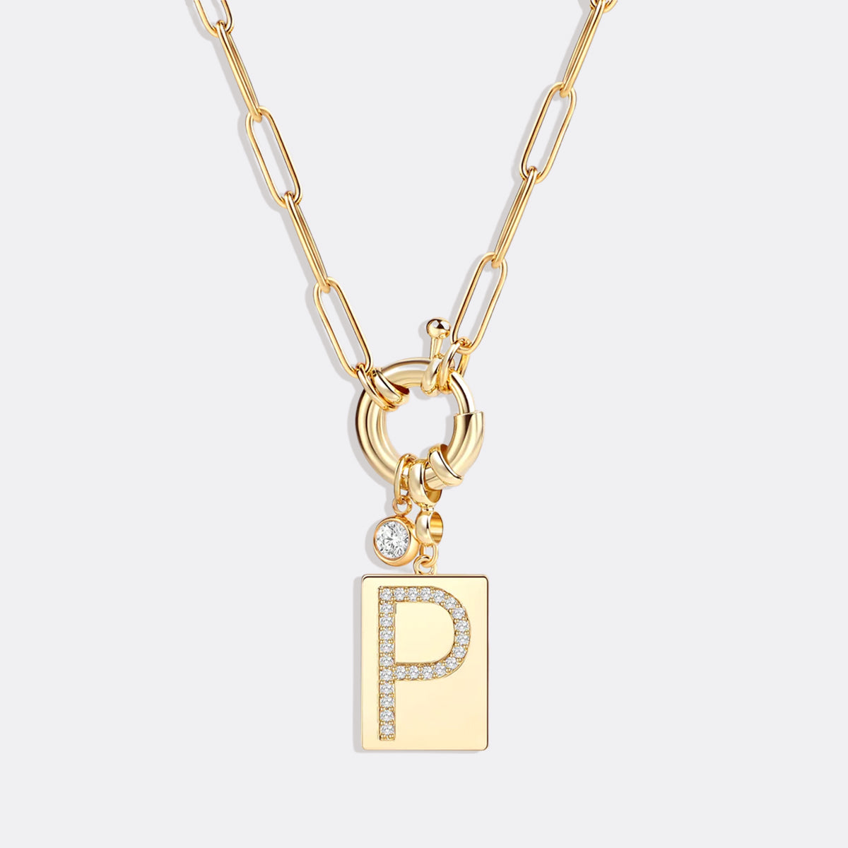 Collier pendentif initial pavé avec chaîne trombone