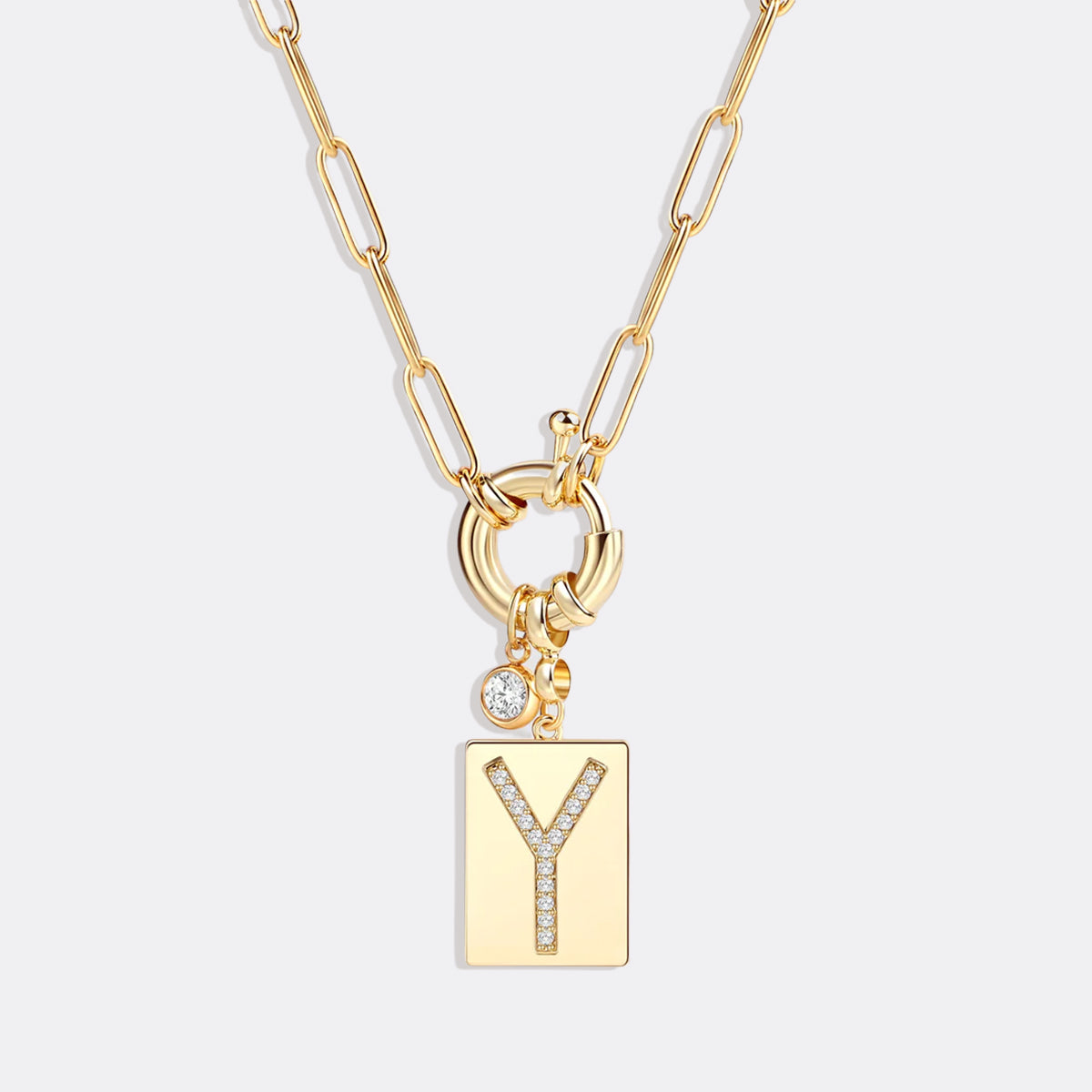 Collier pendentif initial pavé avec chaîne trombone