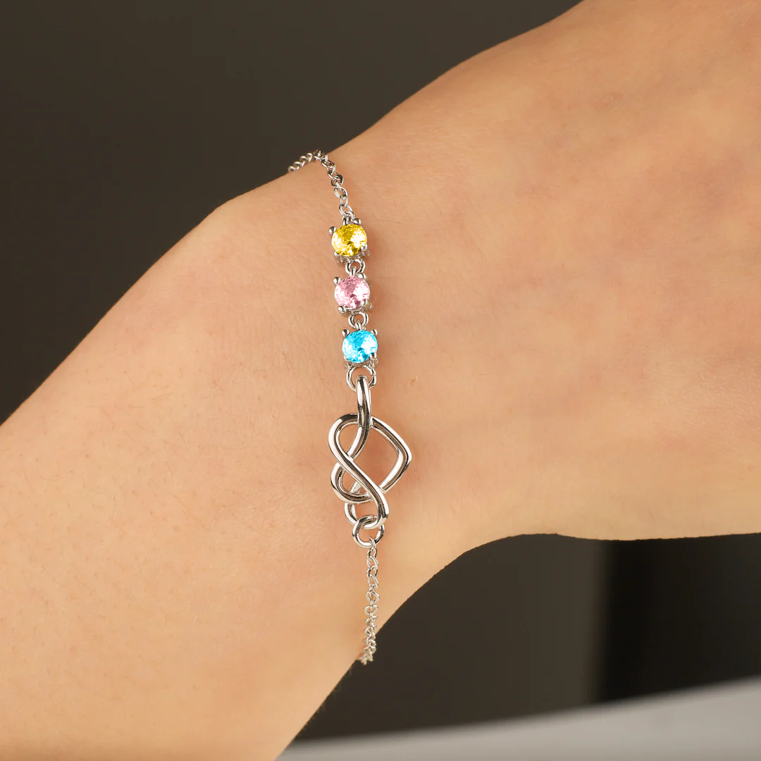 Bracelet nœud cœur avec pierres de naissance personnalisées