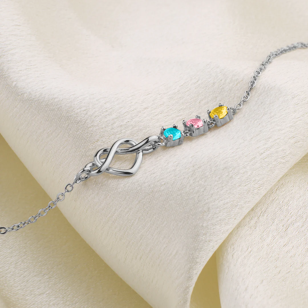 Bracelet nœud cœur avec pierres de naissance personnalisées