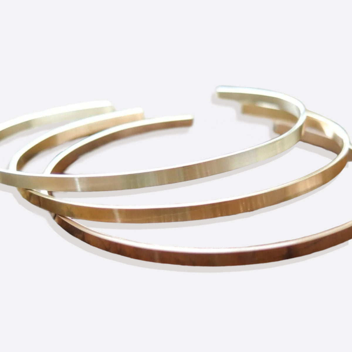 Bracelet manchette fin personnalisé
