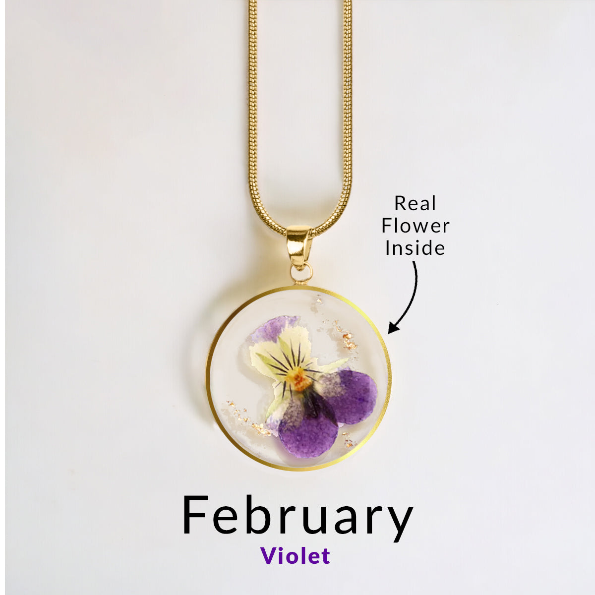 Collier de fleurs de naissance pressées