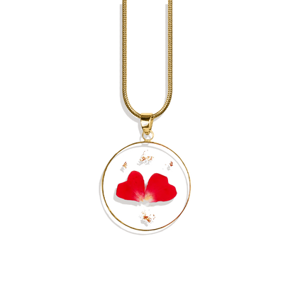 Collier de fleurs de naissance pressées