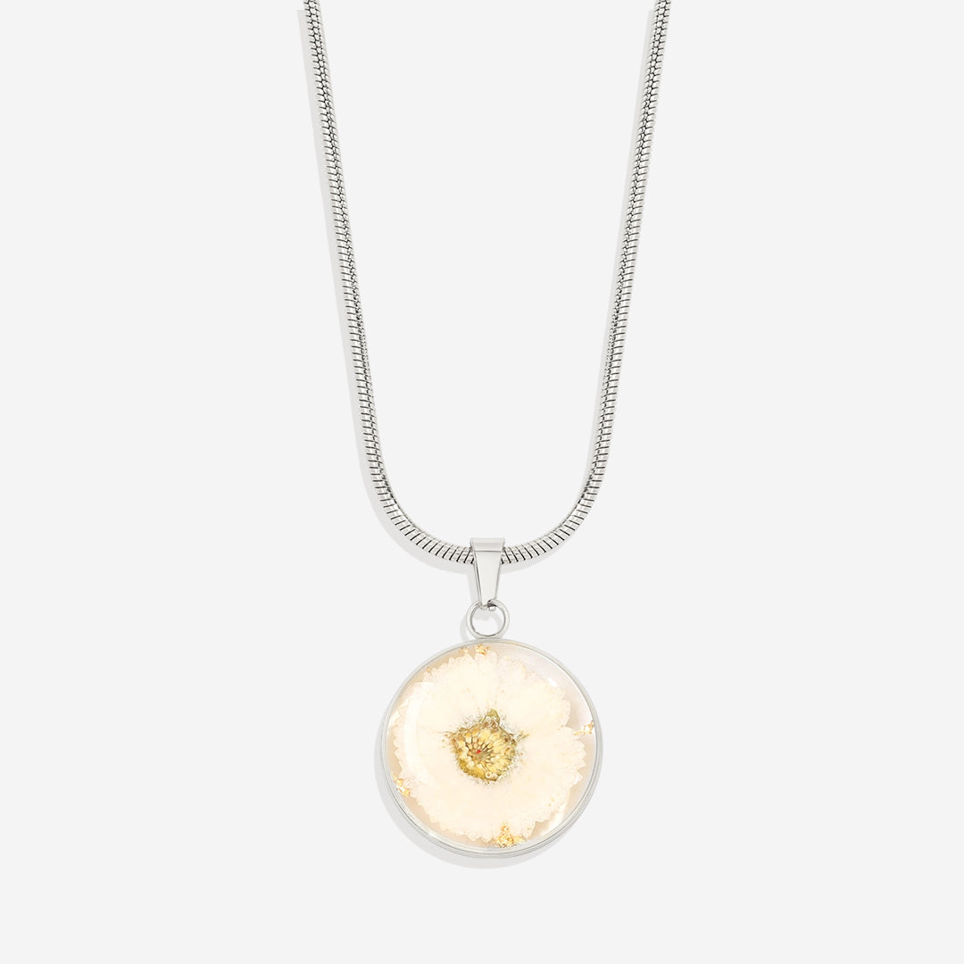 Collier de fleurs de naissance pressées