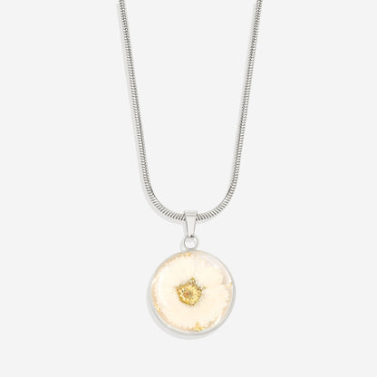 Collier de fleurs de naissance pressées