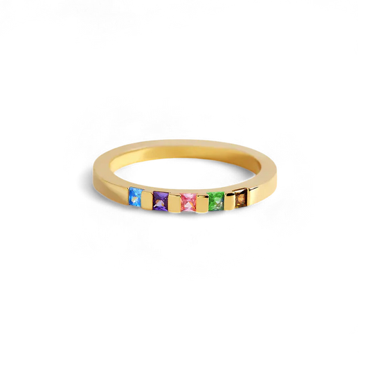 Bague avec pierre de naissance taille princesse