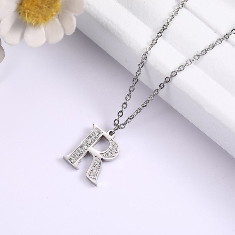 Collier satellite avec lettres en cristal