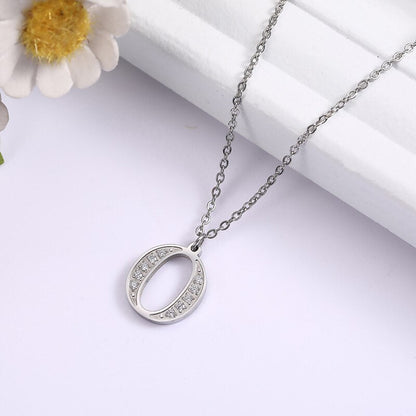 Collier satellite avec lettres en cristal