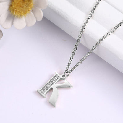 Collier satellite avec lettres en cristal