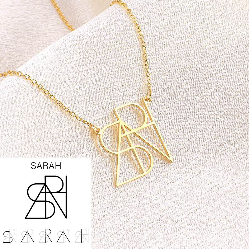 Collier minimaliste avec nom et monogramme