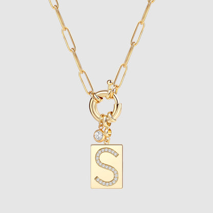 Collier pendentif initial pavé avec chaîne trombone