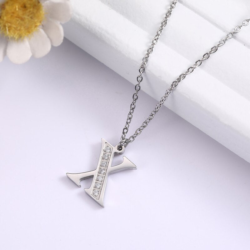 Collier satellite avec lettres en cristal