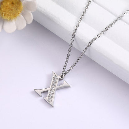 Collier satellite avec lettres en cristal