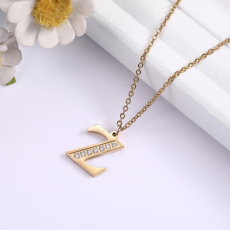 Collier satellite avec lettres en cristal