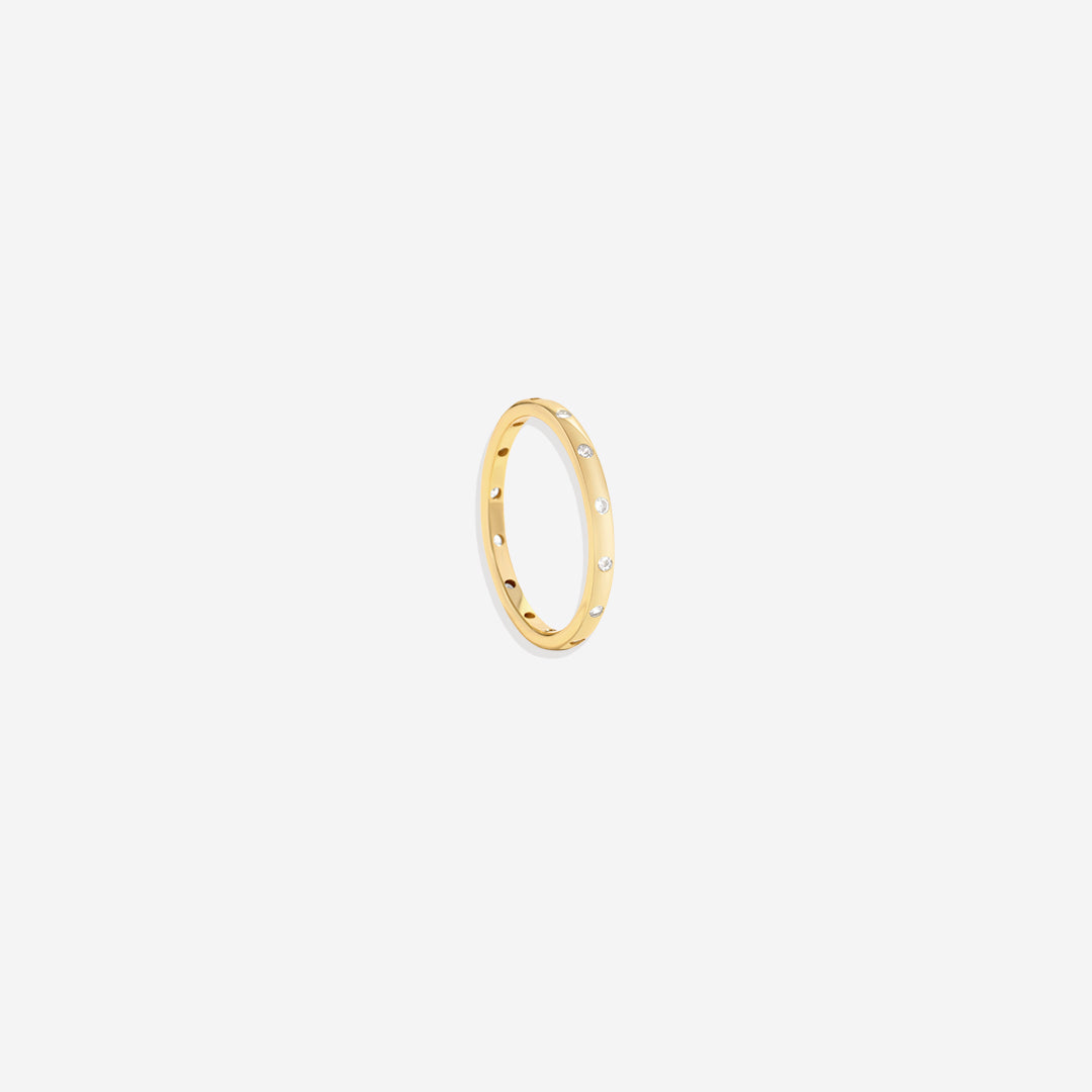 Petite bague empilable sertie de lunette
