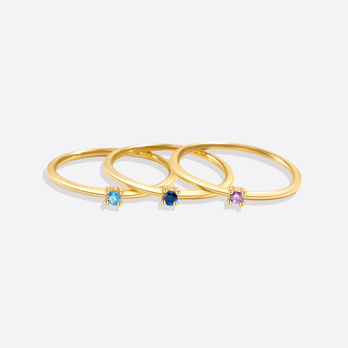 Bague empilable avec pierre de naissance super délicate