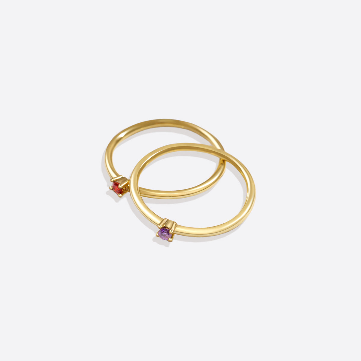 Bague empilable avec pierre de naissance super délicate