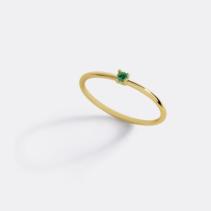 Bague empilable avec pierre de naissance super délicate