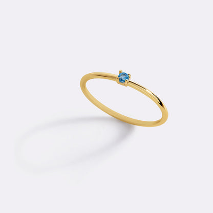Bague empilable avec pierre de naissance super délicate