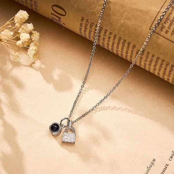 Personalisierte Fotokette mit Kristallschloss